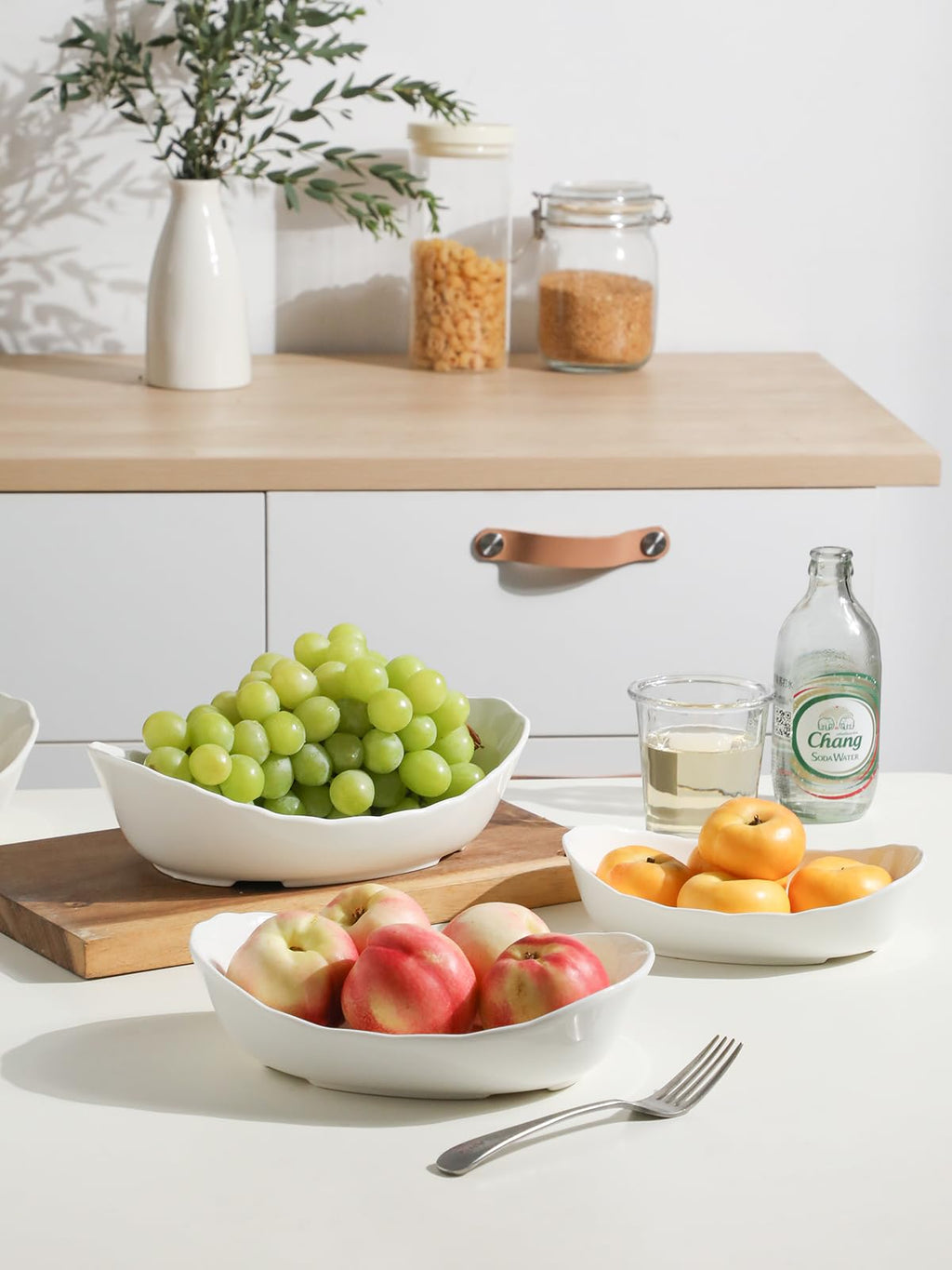 3 Tier White Ceramic Fruit Bowl L159