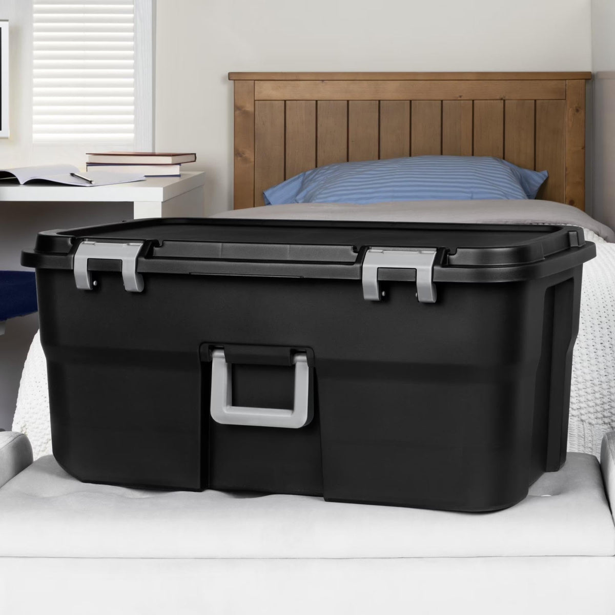 22 Gallon Black Wheeled Plastic Storage Trunk M906